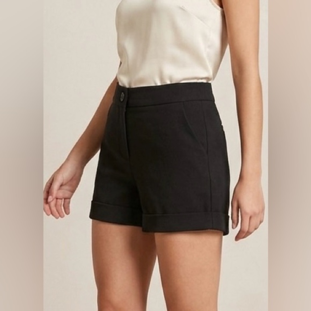 Forever 21 Black Cuffed Dress Shorts Size S/P